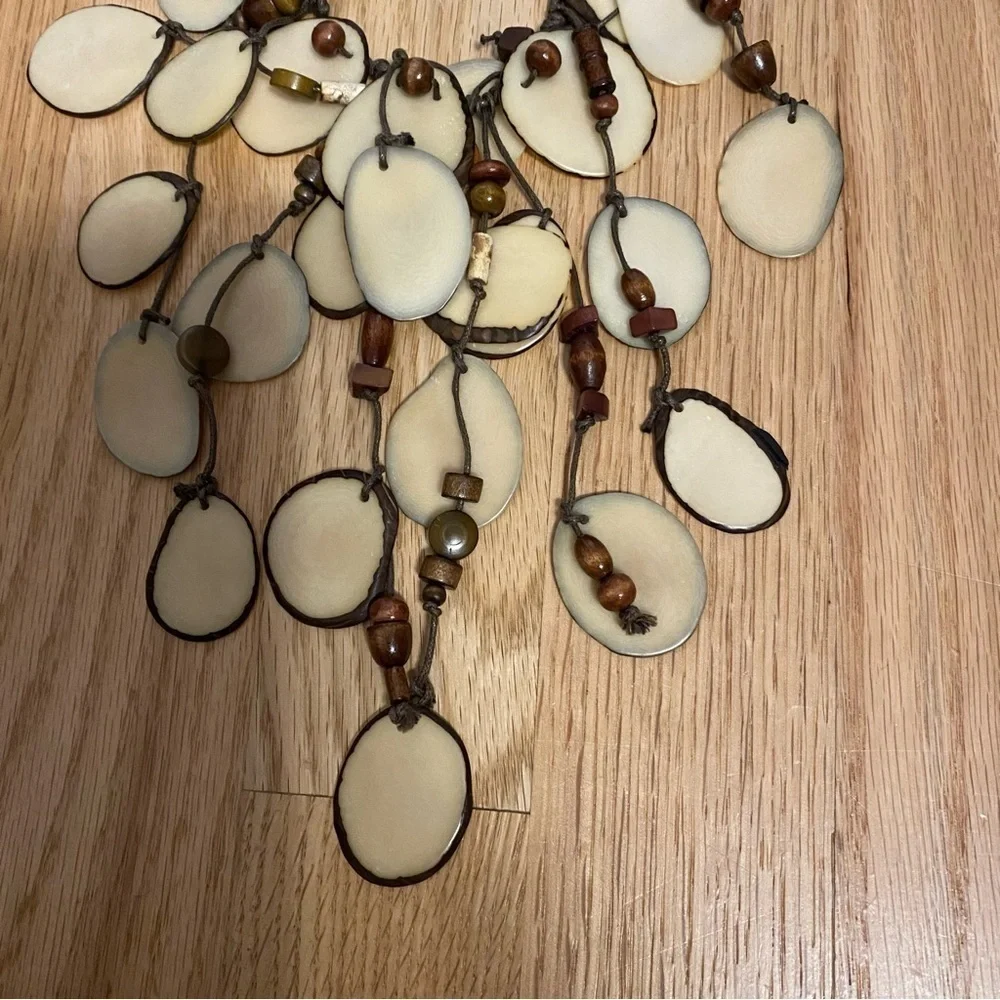 TAGUA WOMEN'S IVORA ILIANA NECKLACE Brown Cream Dangle Boho